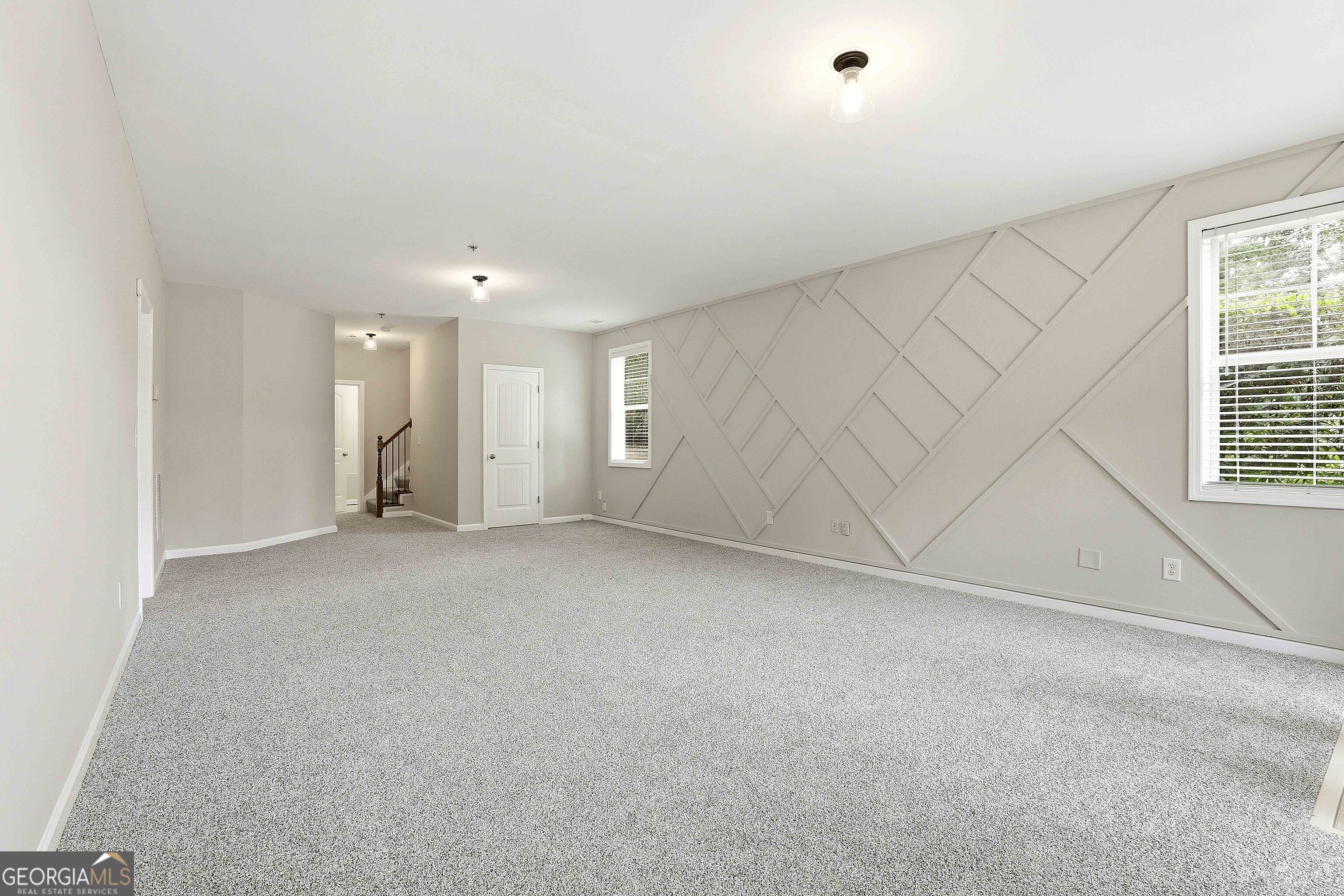 151 Highwoods Parkway Property Photo 12