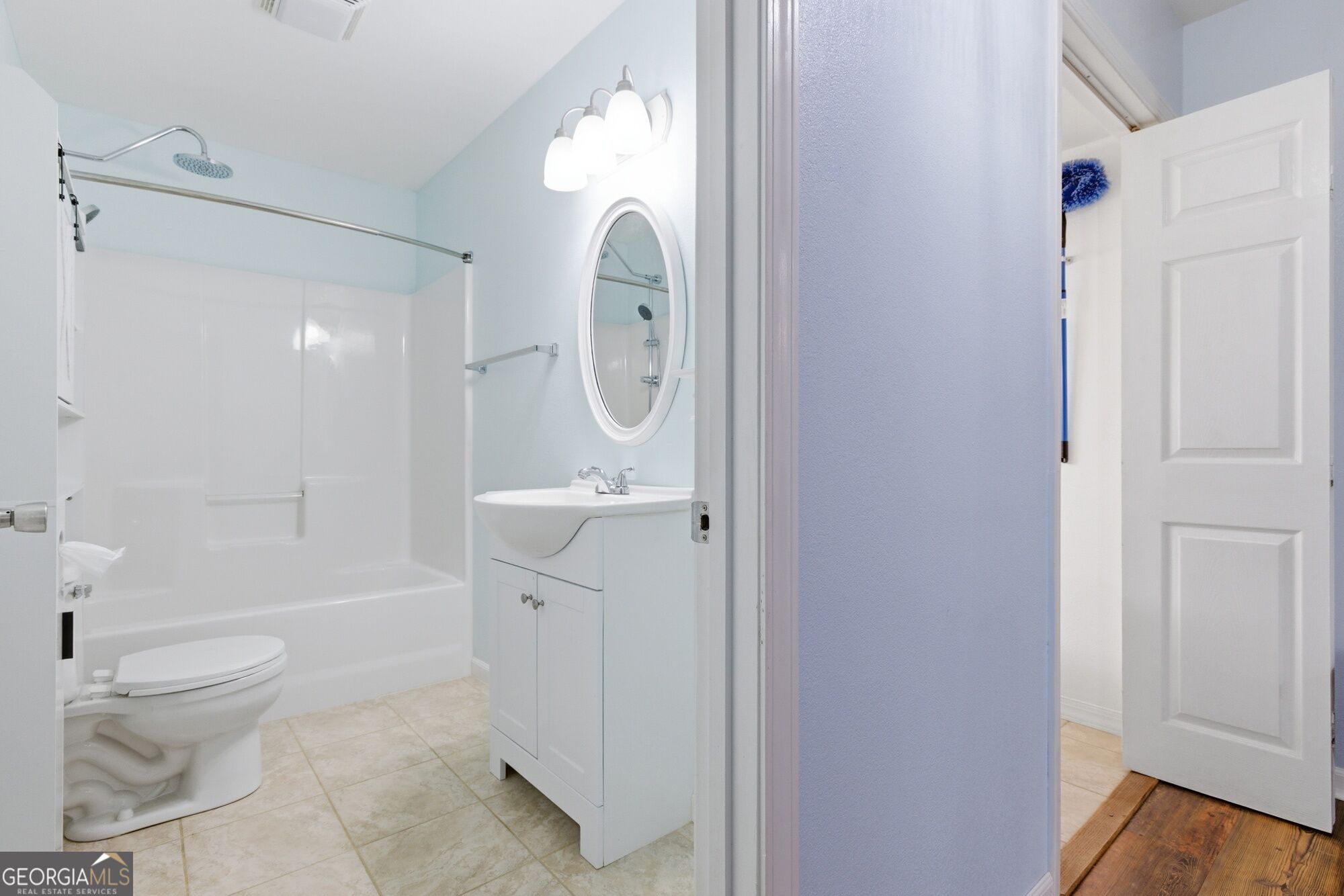 680 Hawthorne Lane Property Photo 42