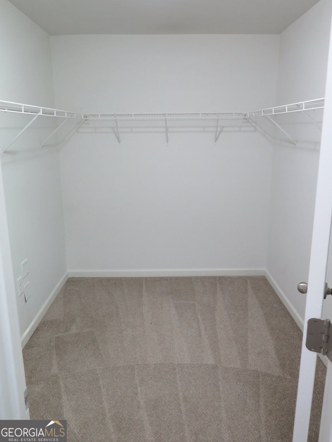 536 Wolf Pack Lane Property Photo 28