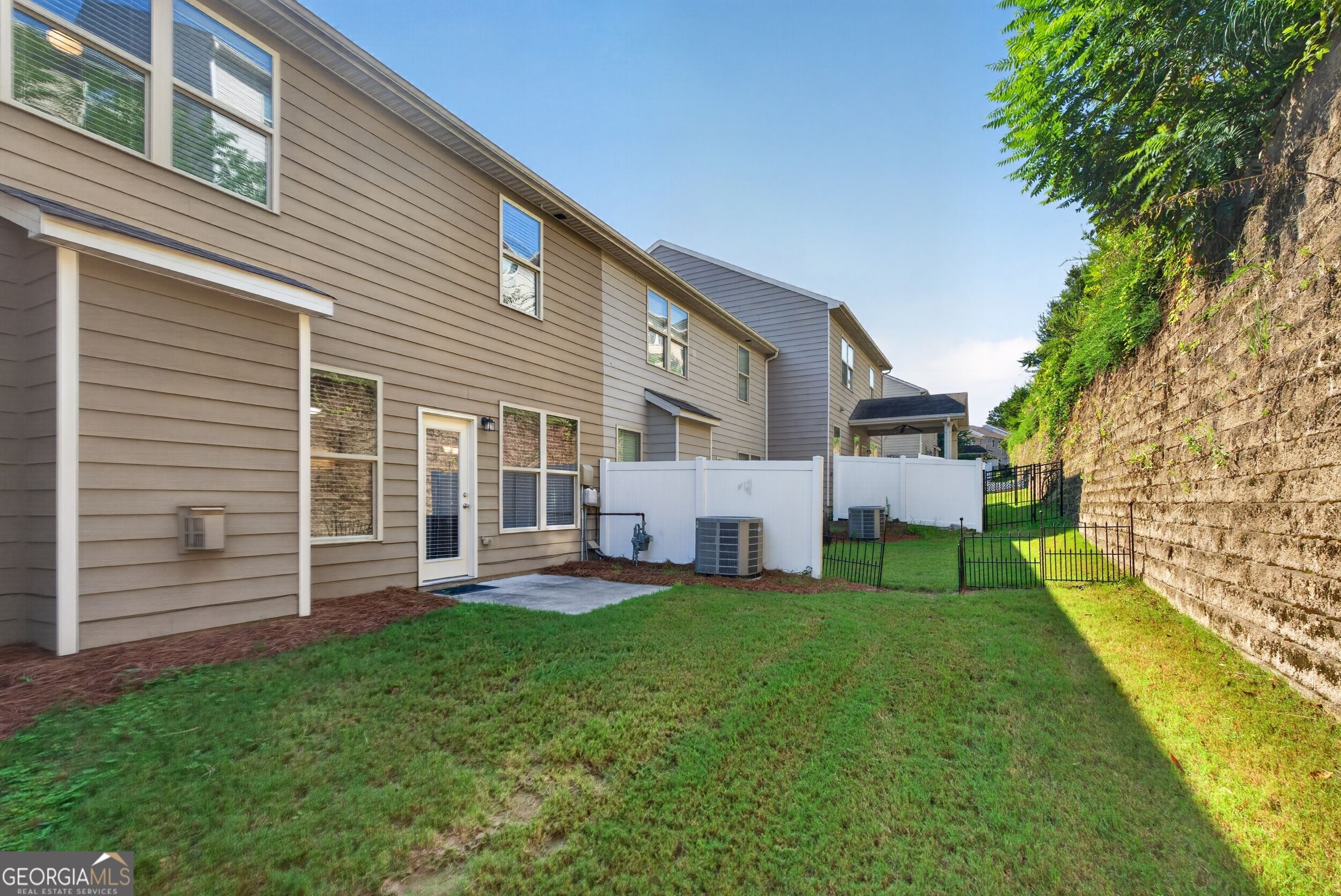 3383 Castleberry Village Circle # 150 Property Photo 13