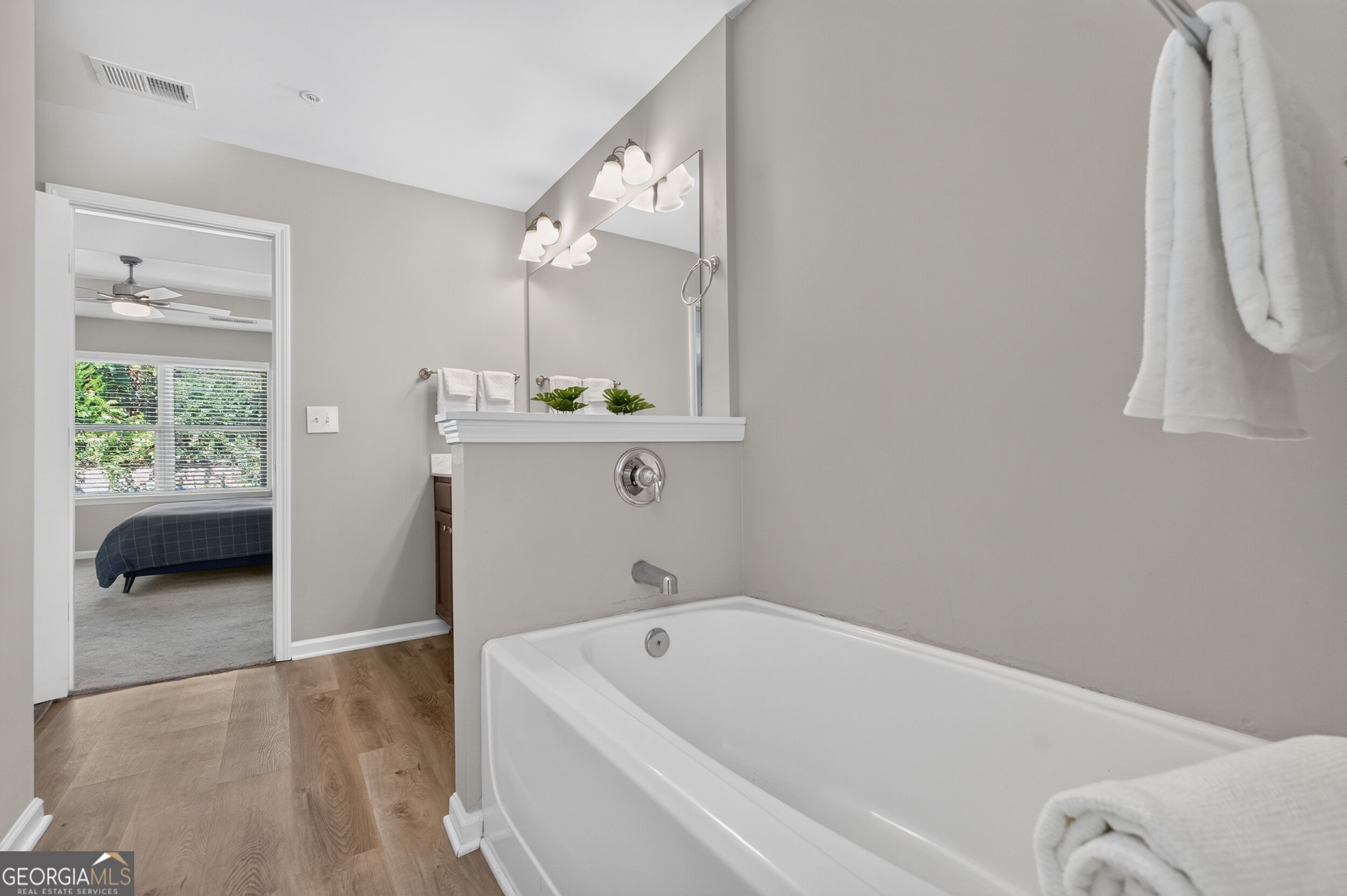 3383 Castleberry Village Circle # 150 Property Photo 22