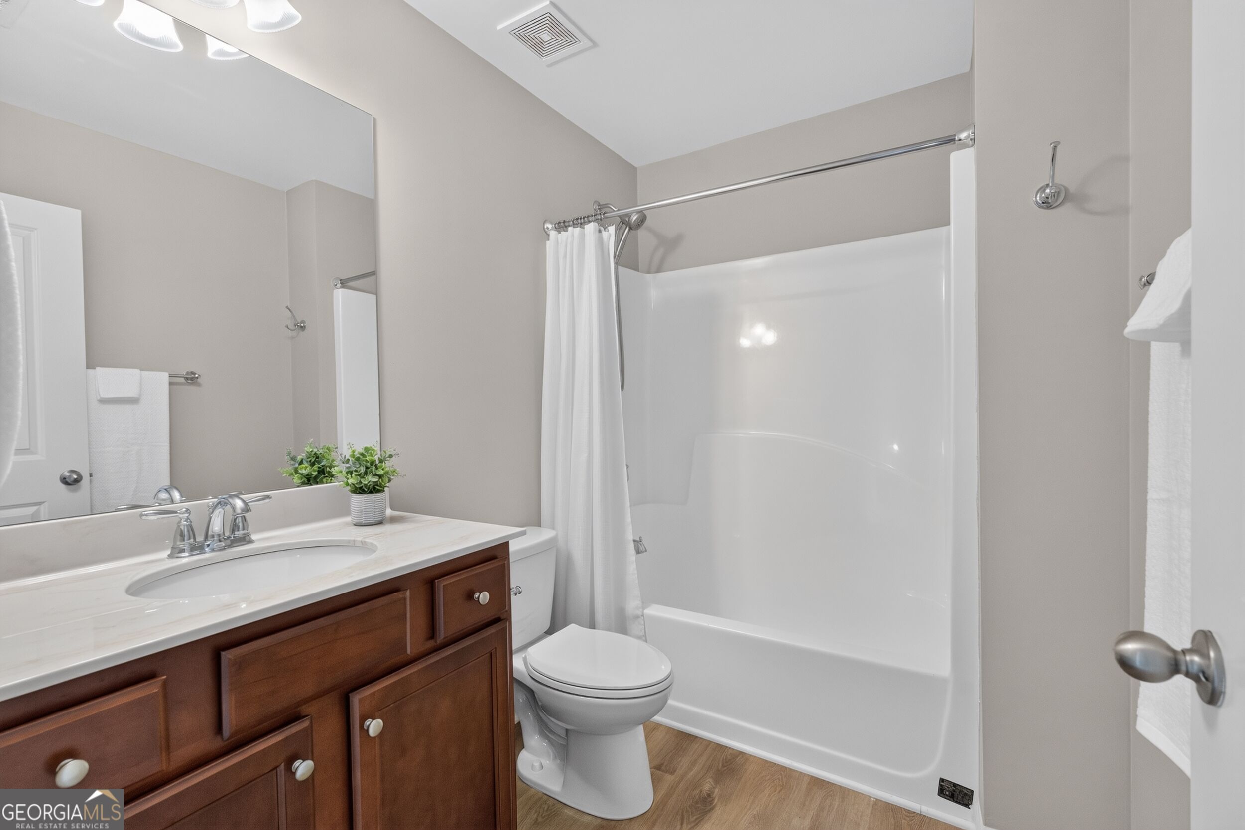 3383 Castleberry Village Circle # 150 Property Photo 28