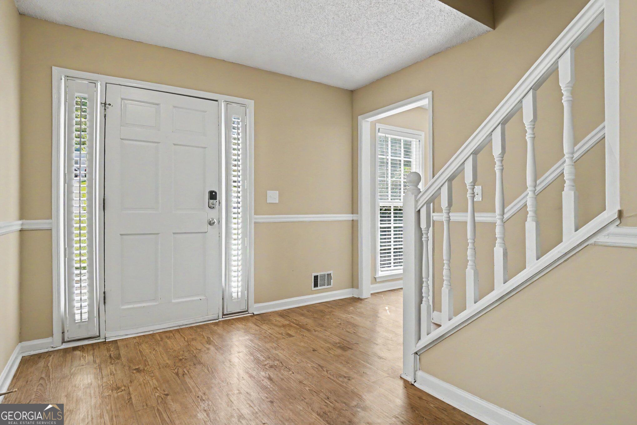 2993 Carrollton Court Property Photo 3