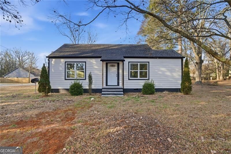 303 Glen Iris Drive Property Photo 1