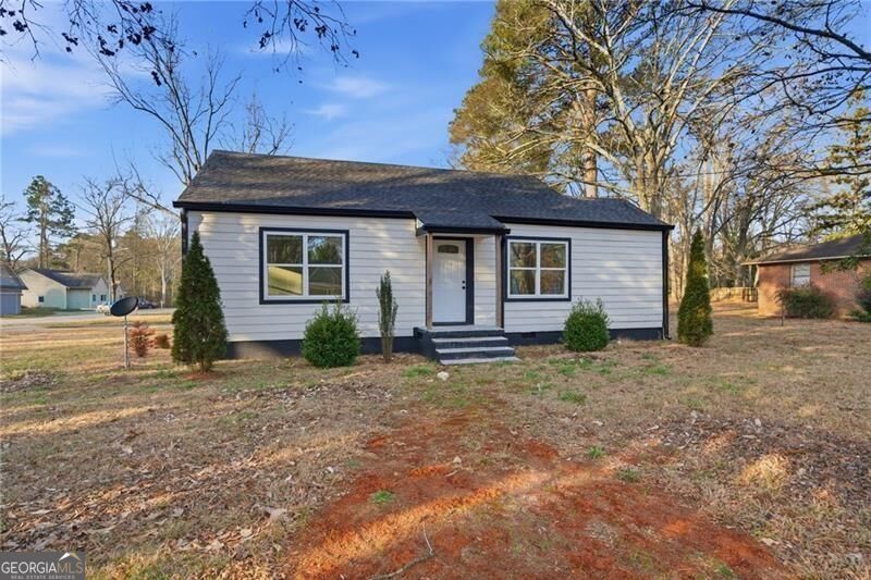 303 Glen Iris Drive Property Photo 2