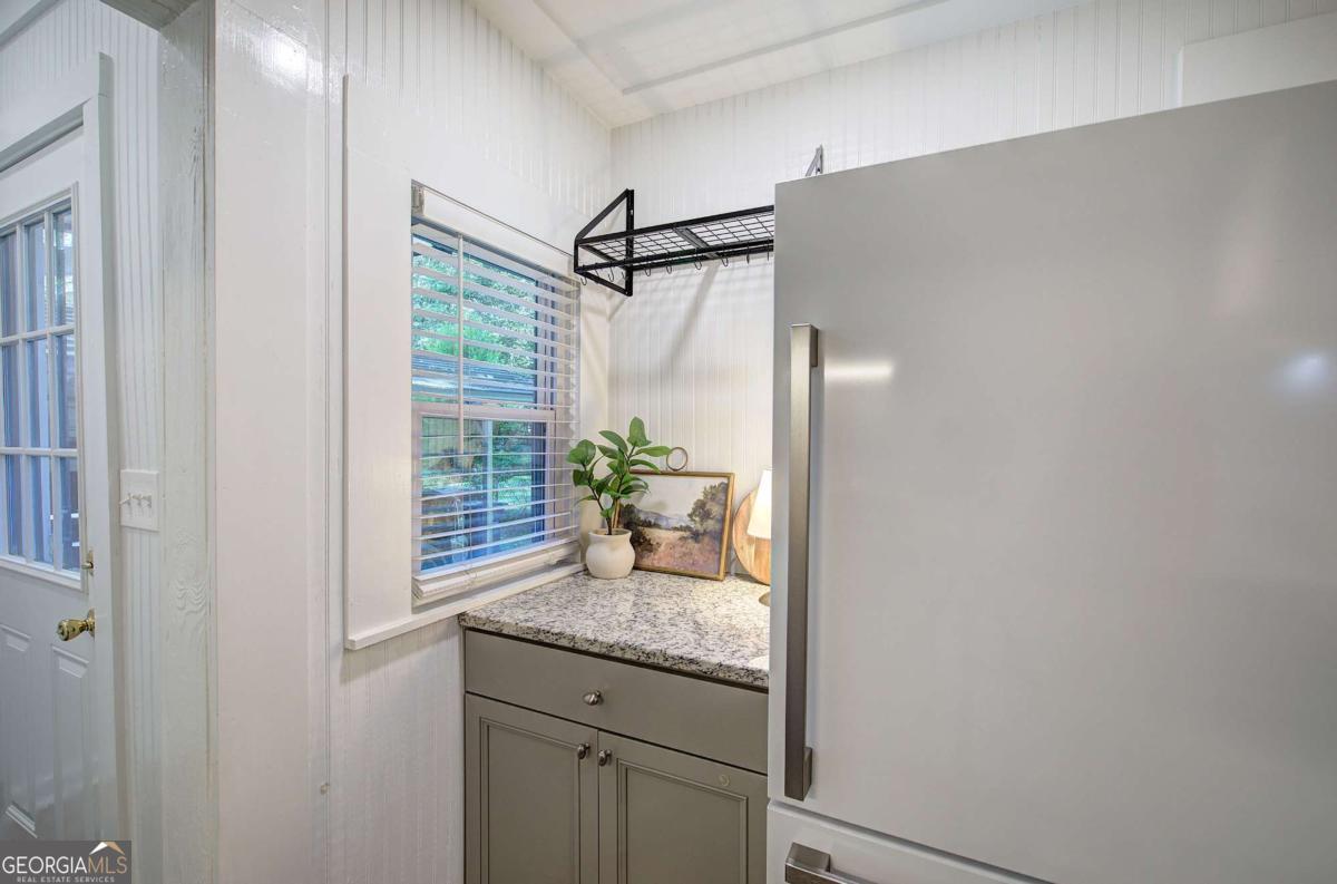 319 S Bartow Street Property Photo 8