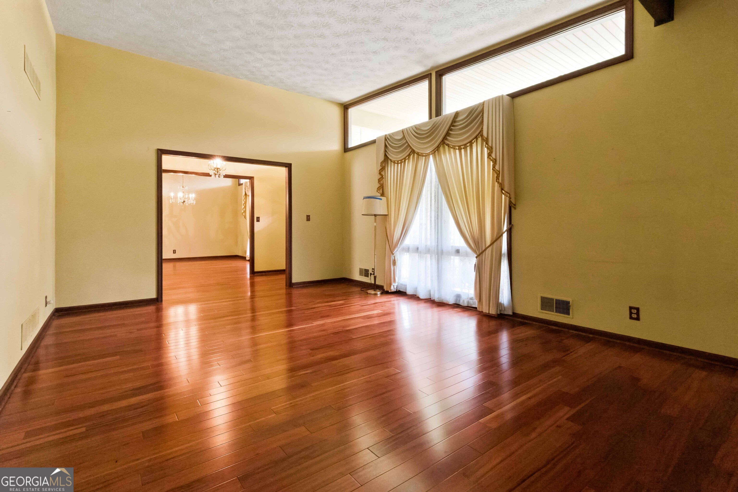 103 Club Court Property Photo 20