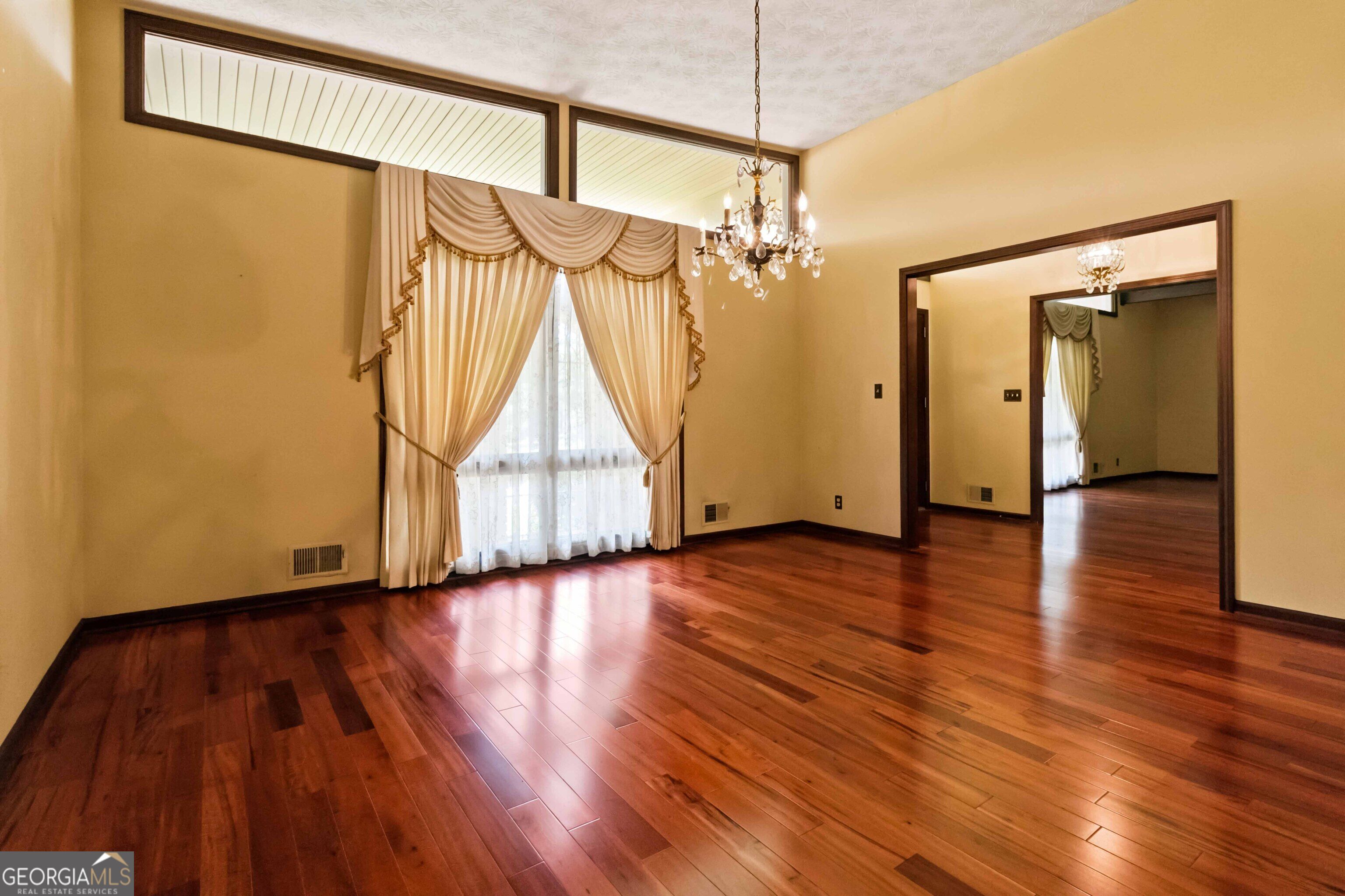 103 Club Court Property Photo 21