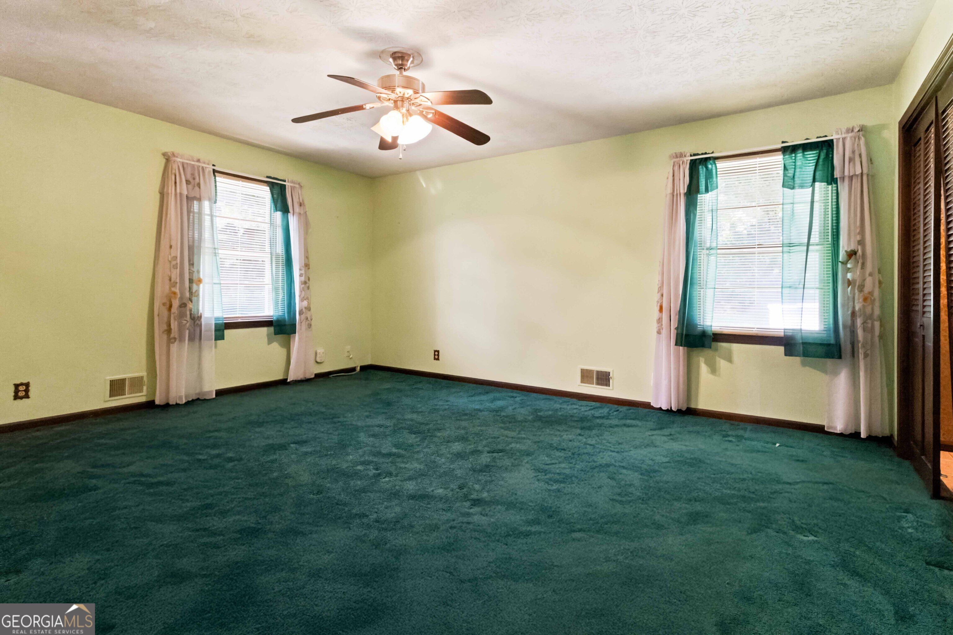 103 Club Court Property Photo 27