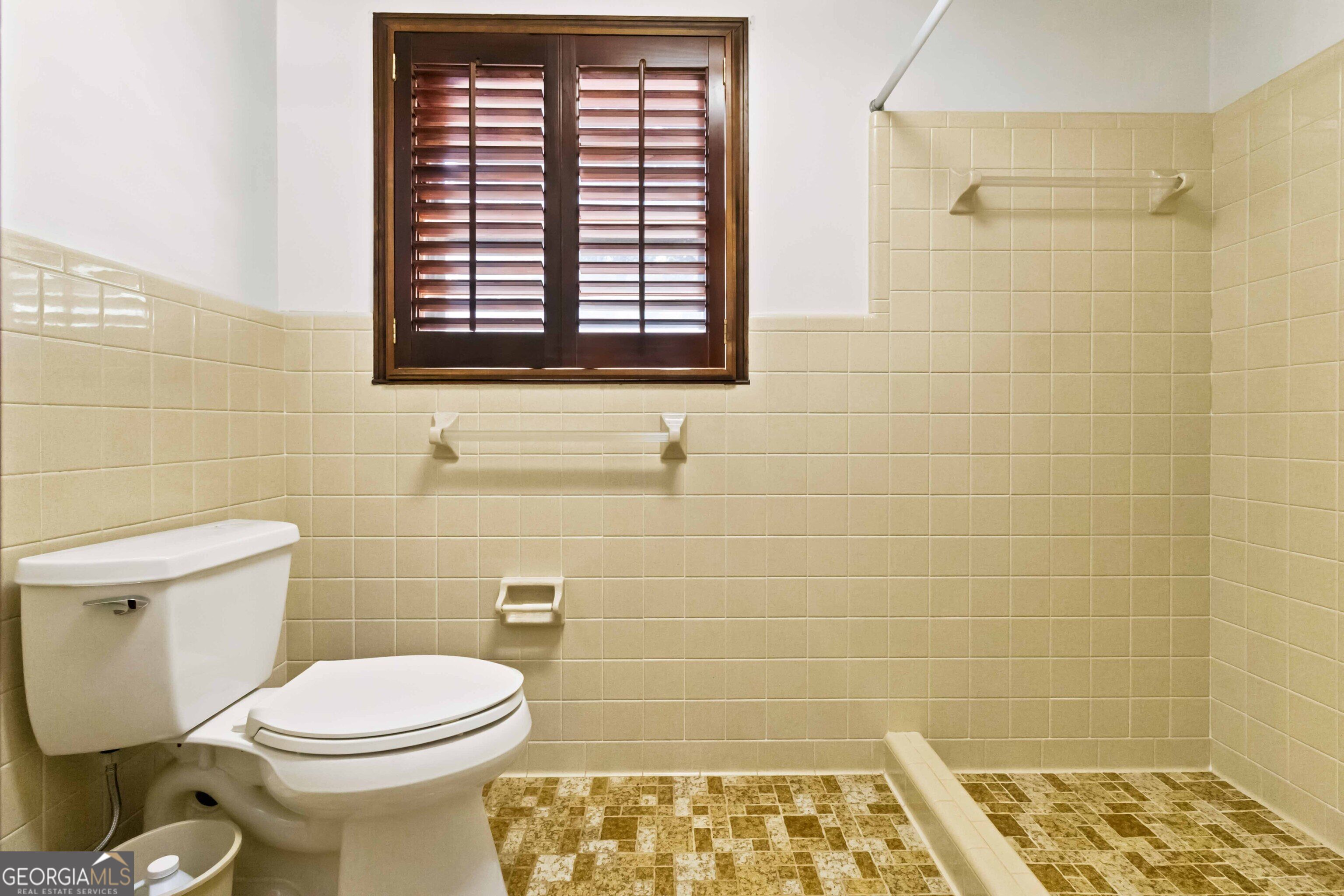 103 Club Court Property Photo 37
