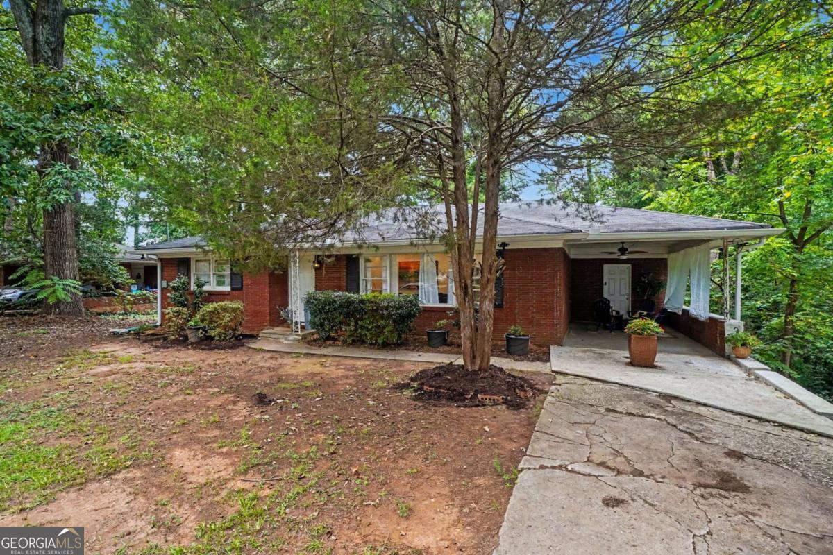 1657 Mcclelland Avenue Property Photo 3