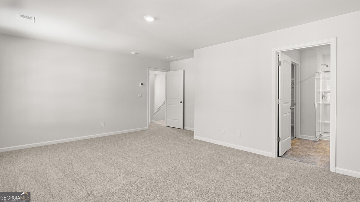 8169 Coldstream Drive Property Photo 15