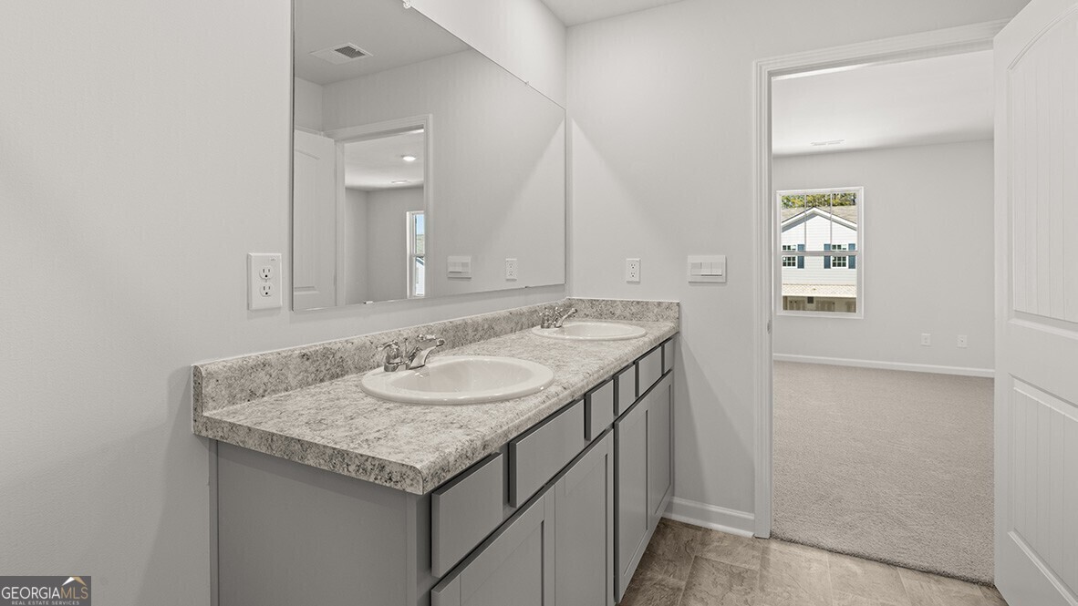 8169 Coldstream Drive Property Photo 17