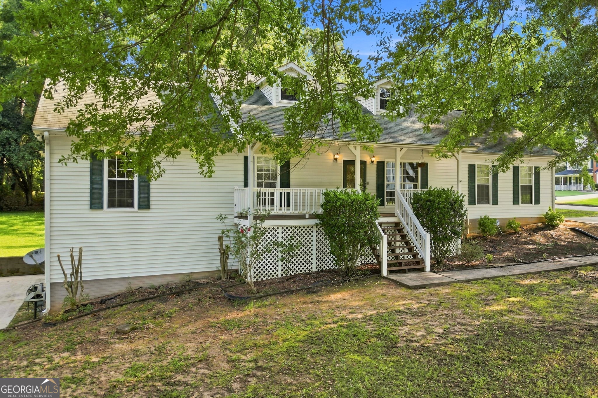 400 Mckenzie Avenue Property Photo 3