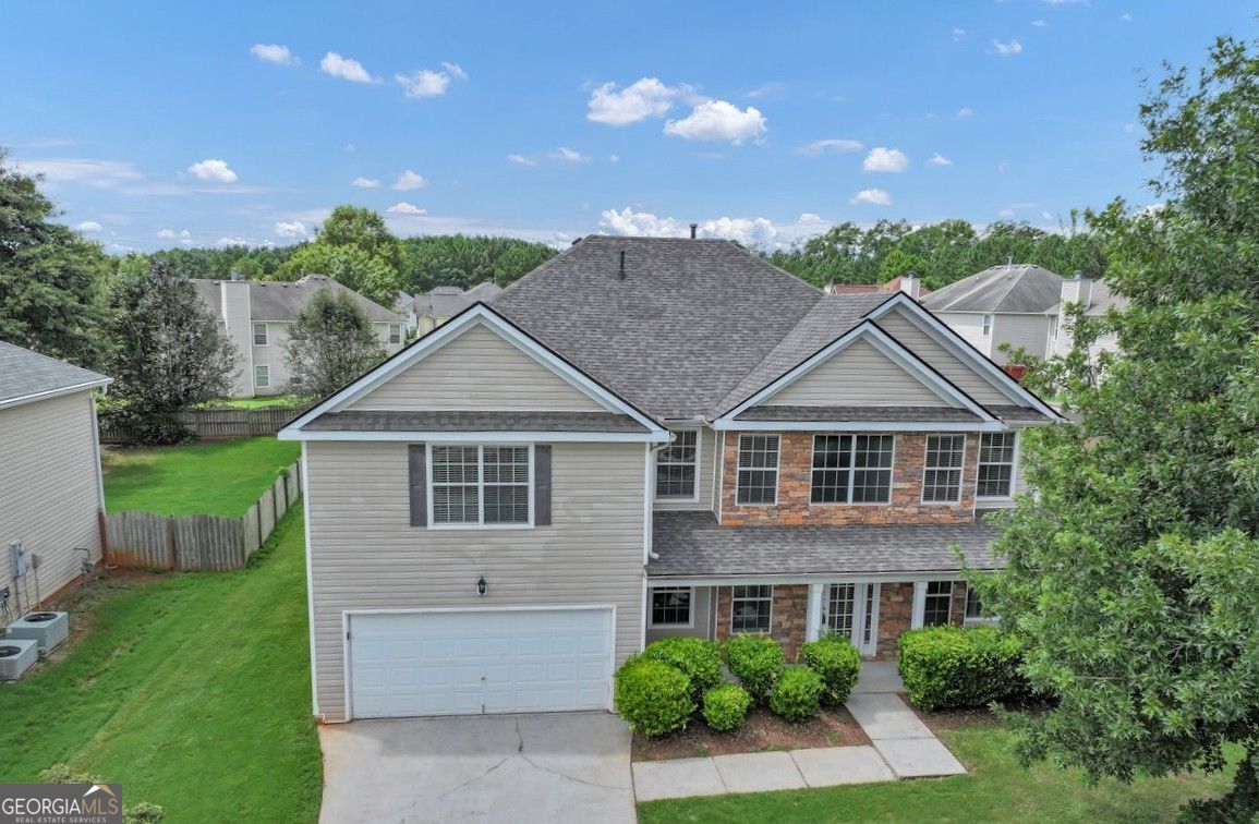 185 Arbor Lake Drive Property Photo 3