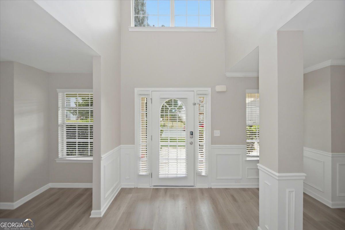 185 Arbor Lake Drive Property Photo 6