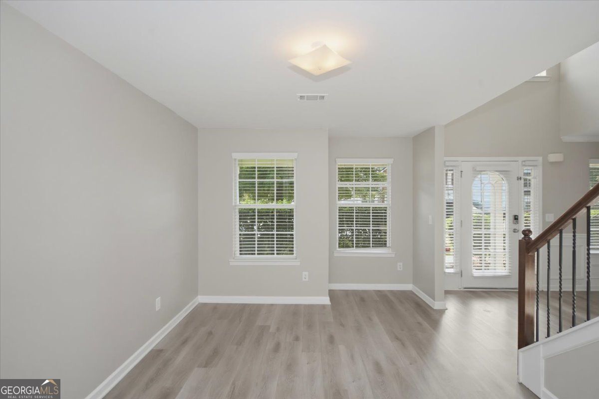 185 Arbor Lake Drive Property Photo 8