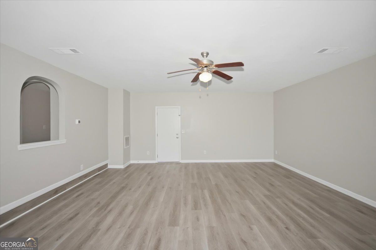 185 Arbor Lake Drive Property Photo 16