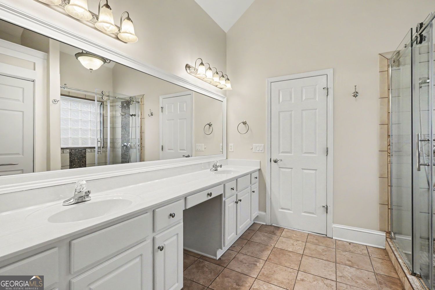 17 Windermere Bend Nw Property Photo 18