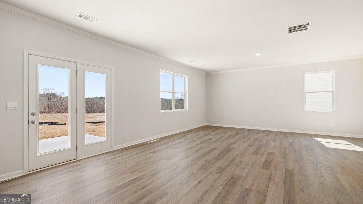 8172 Coldstream Drive Property Photo 12