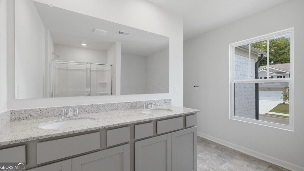 8172 Coldstream Drive Property Photo 20
