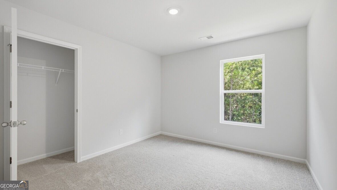 8172 Coldstream Drive Property Photo 23