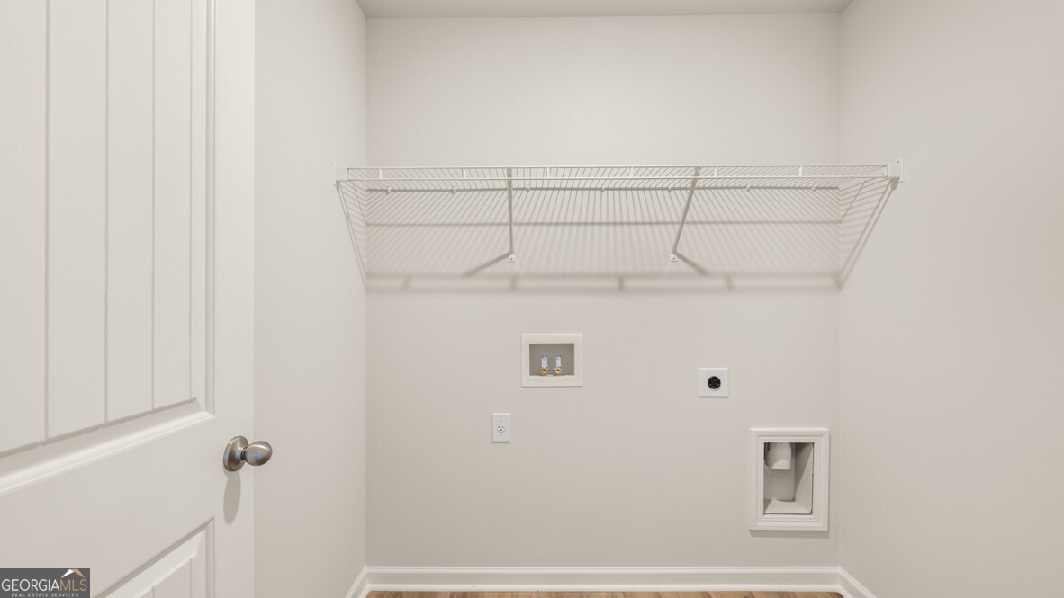 8172 Coldstream Drive Property Photo 31