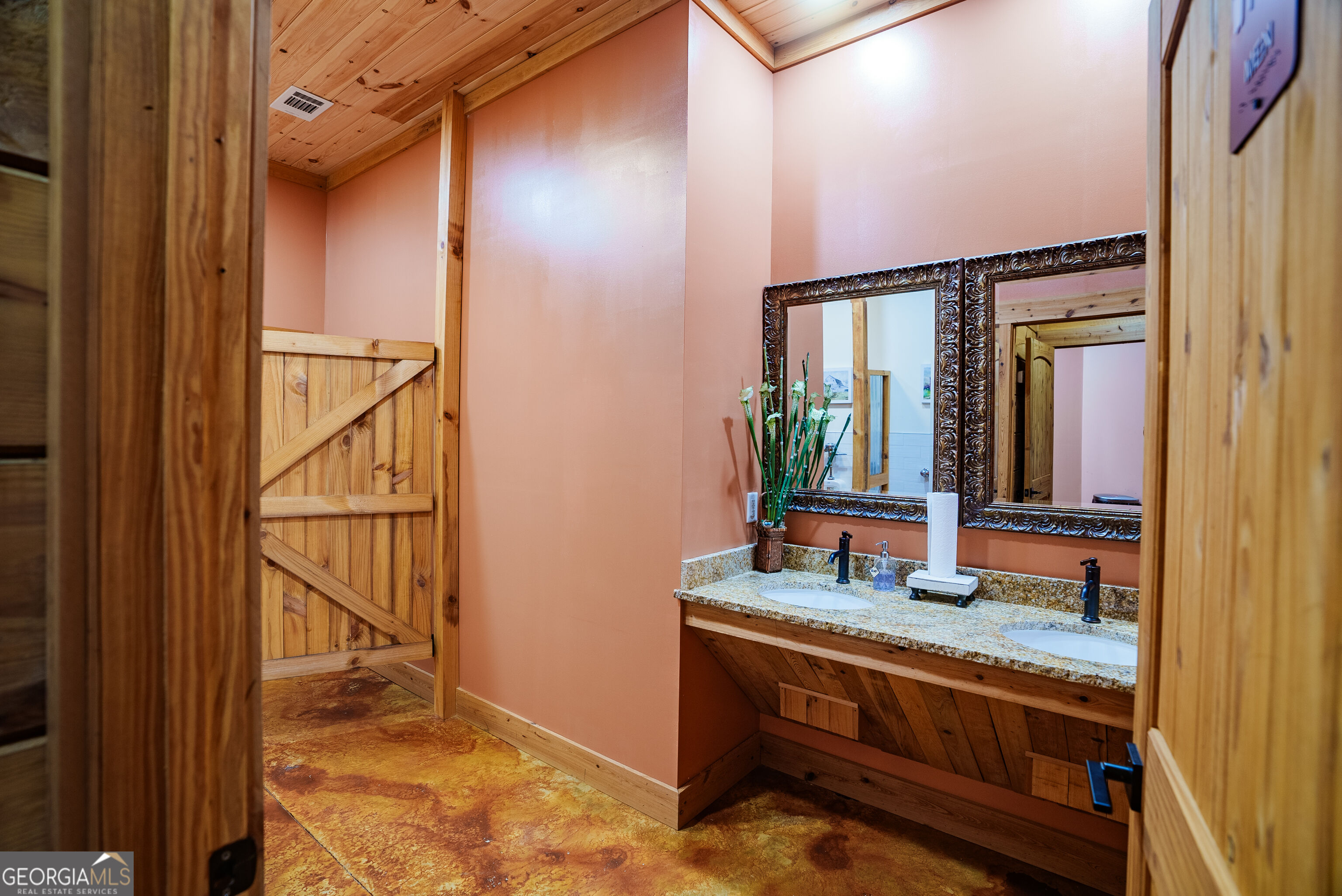 3817 Central Avenue Property Photo 38