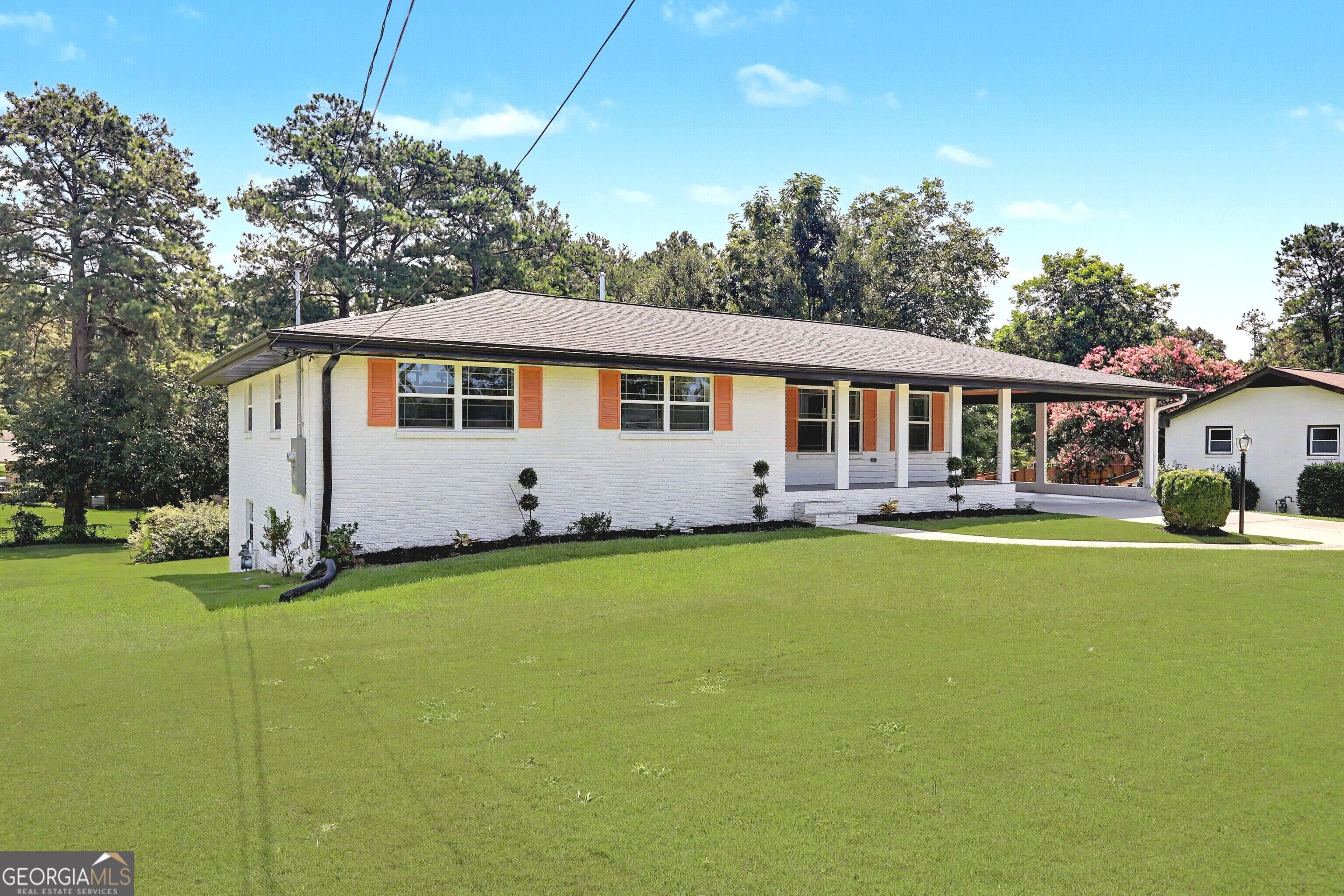6260 Walker Road Property Photo 2