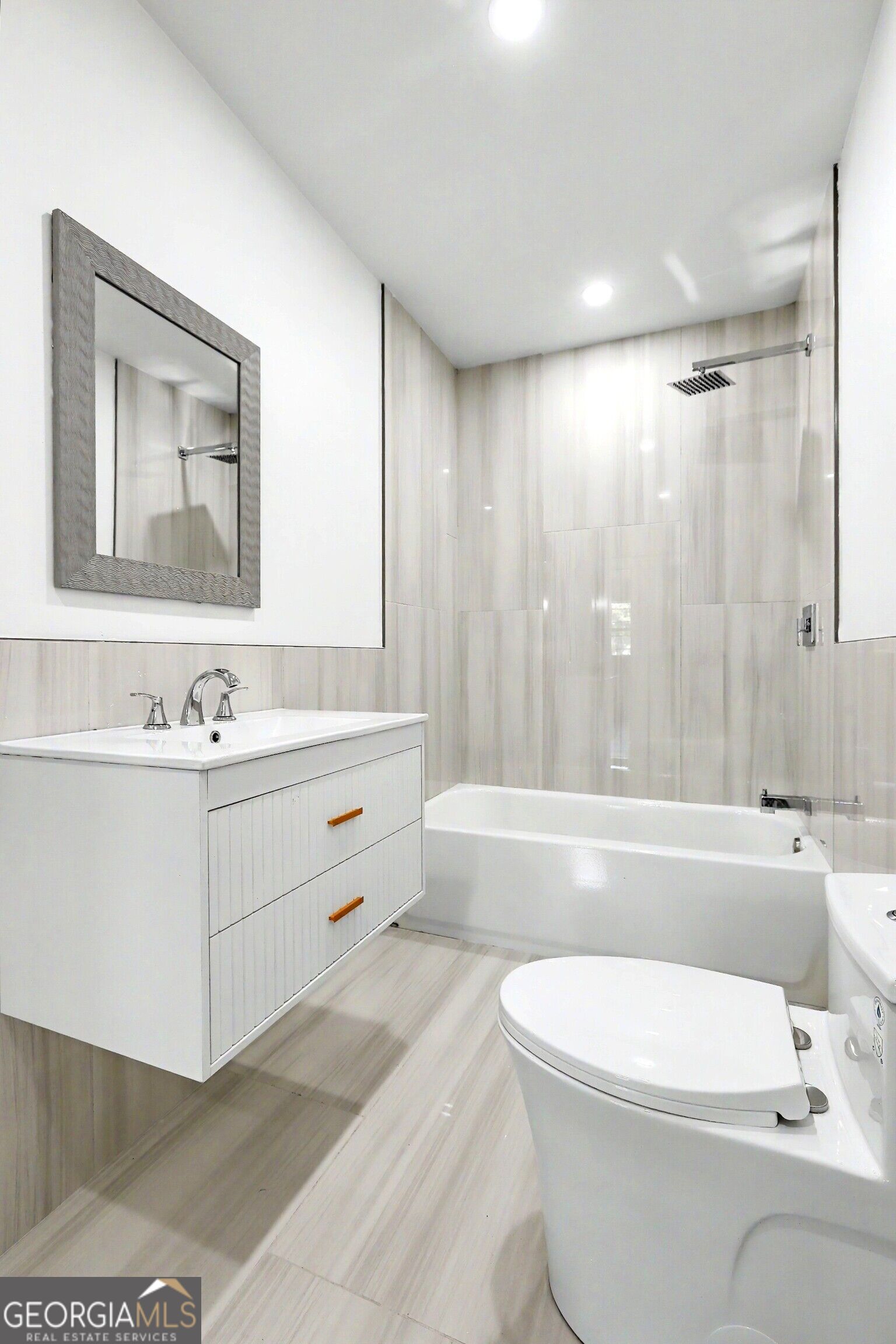 6260 Walker Road Property Photo 14