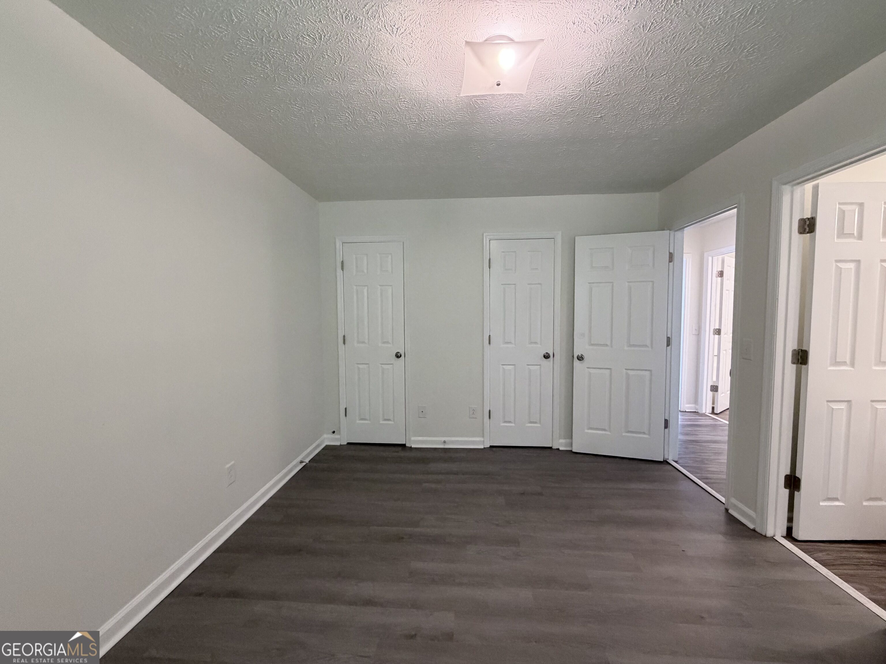 212 E Paces Drive Property Photo 10