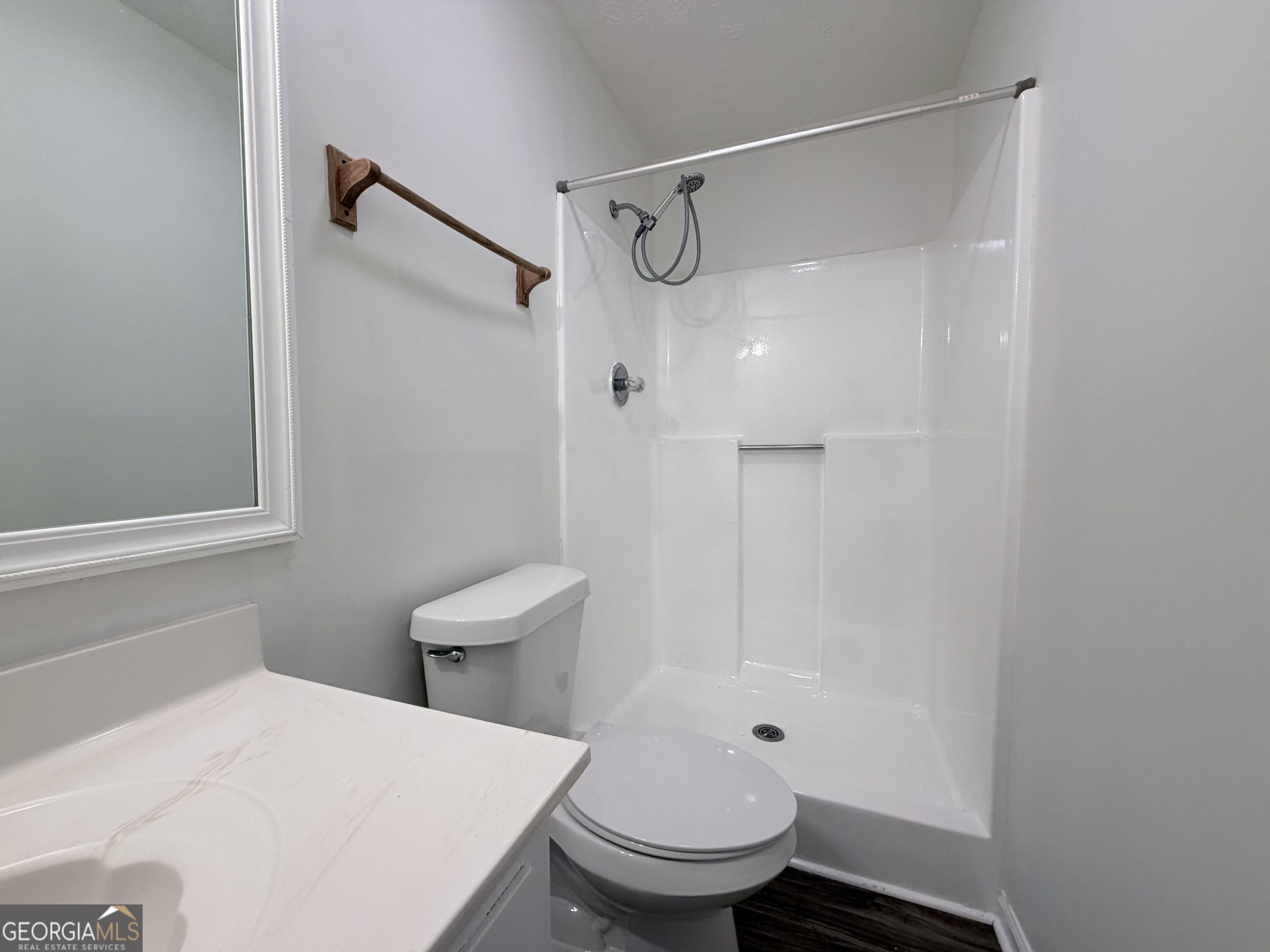 212 E Paces Drive Property Photo 11