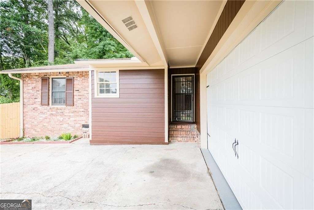 4224 Cottage Lane Property Photo 4