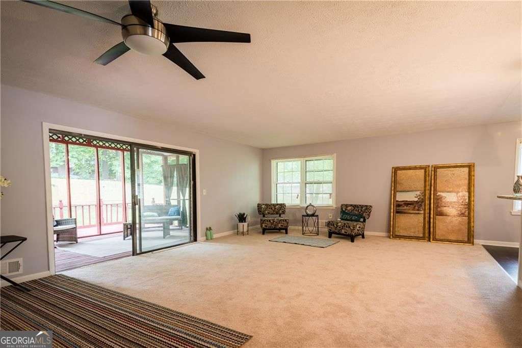 4224 Cottage Lane Property Photo 5