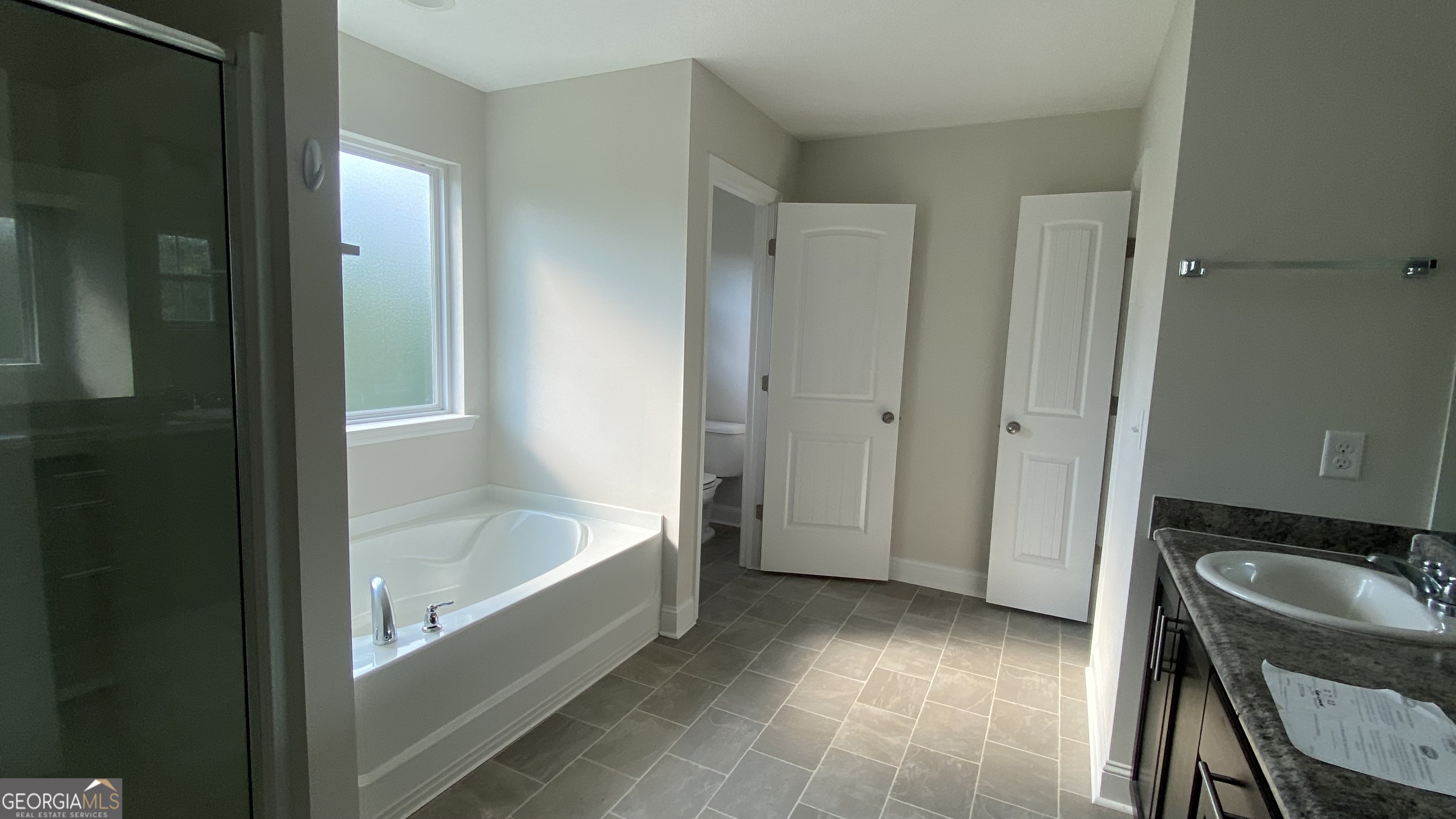 284 Thorp Circle Property Photo 16
