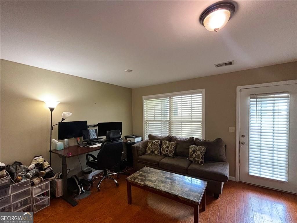 2976 Ashlyn Crest Court Property Photo 6