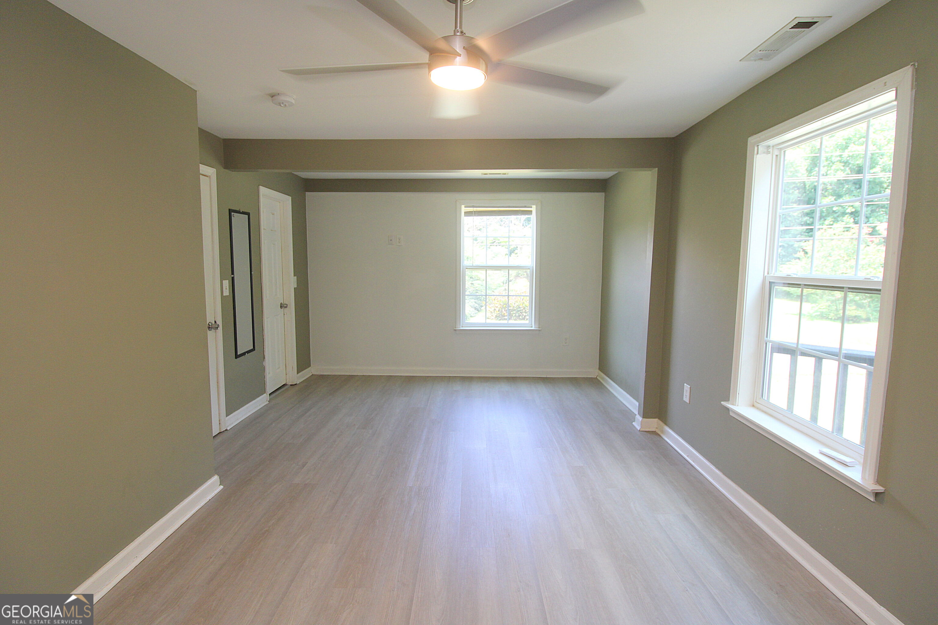 534 Wayside Road Ne Property Photo 52