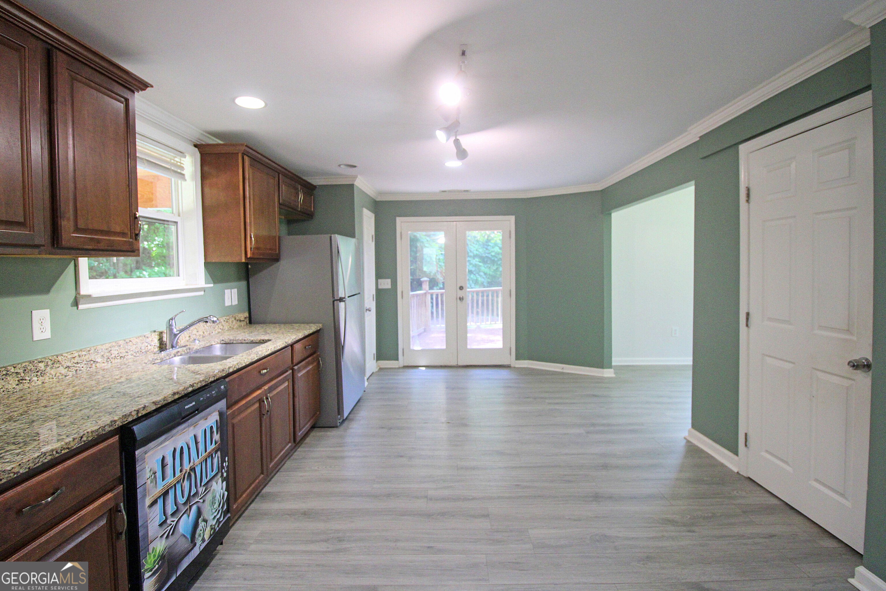534 Wayside Road Ne Property Photo 63