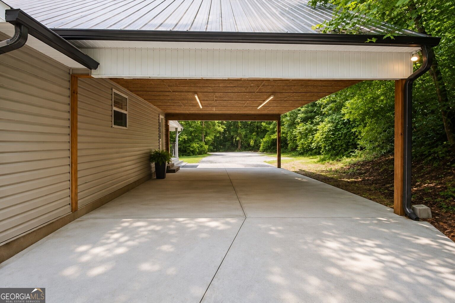 534 Wayside Road Ne Property Photo 69