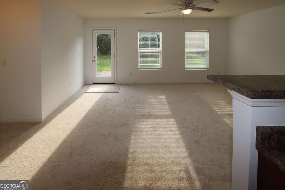 31 Southfork Drive Sw Property Photo 9