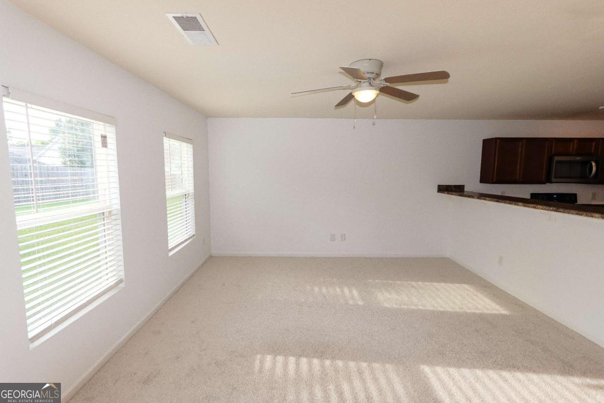 31 Southfork Drive Sw Property Photo 12