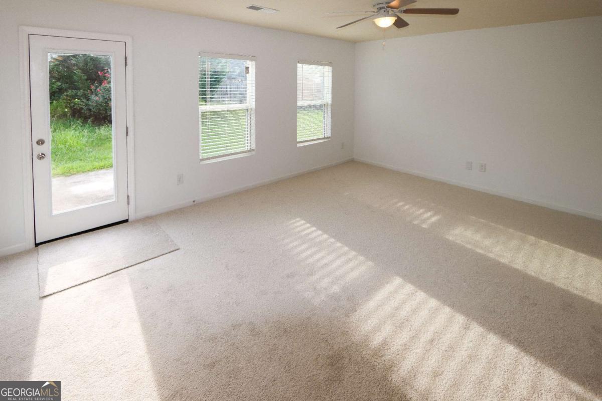 31 Southfork Drive Sw Property Photo 14