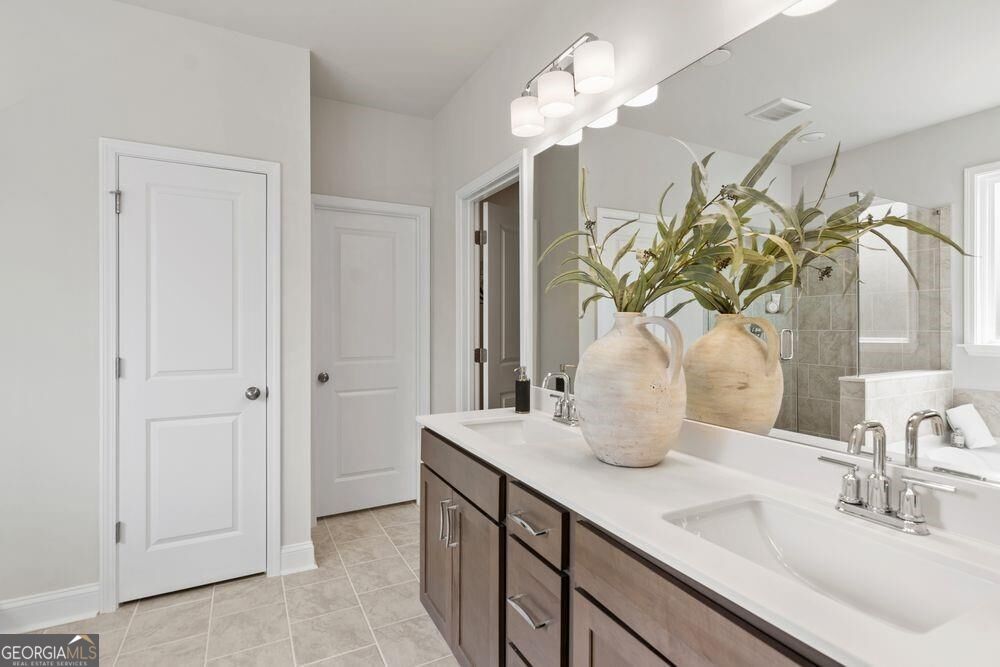 5015 Kennison Way Property Photo 17