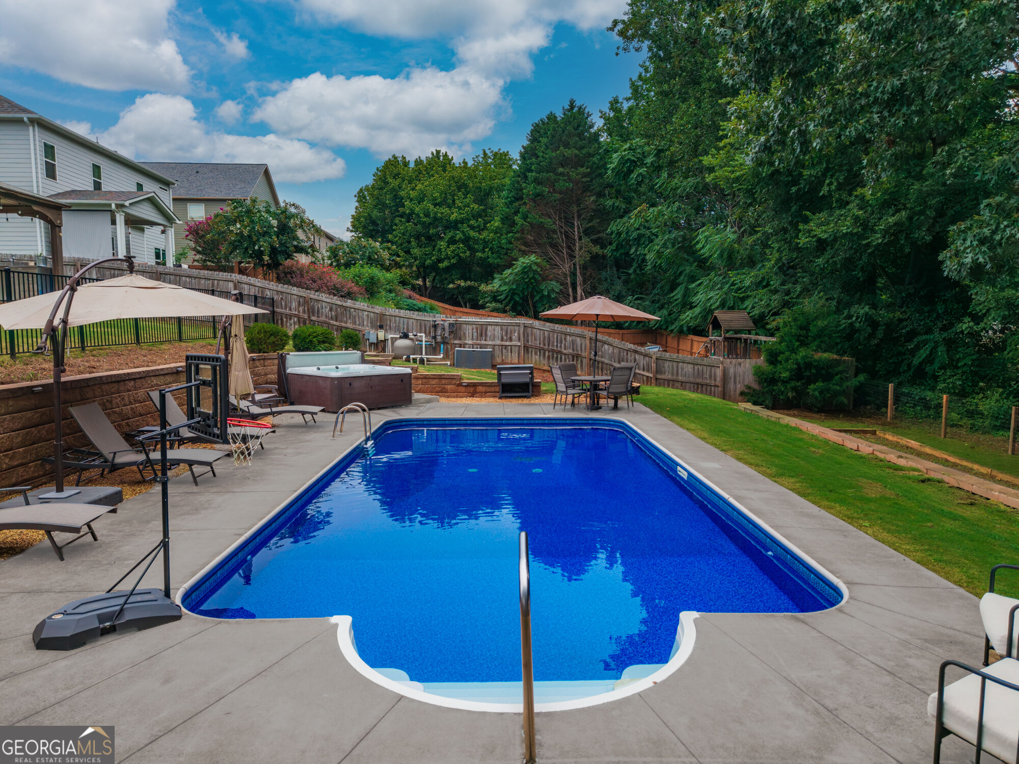 135 Cherokee Reserve Circle Property Photo 40