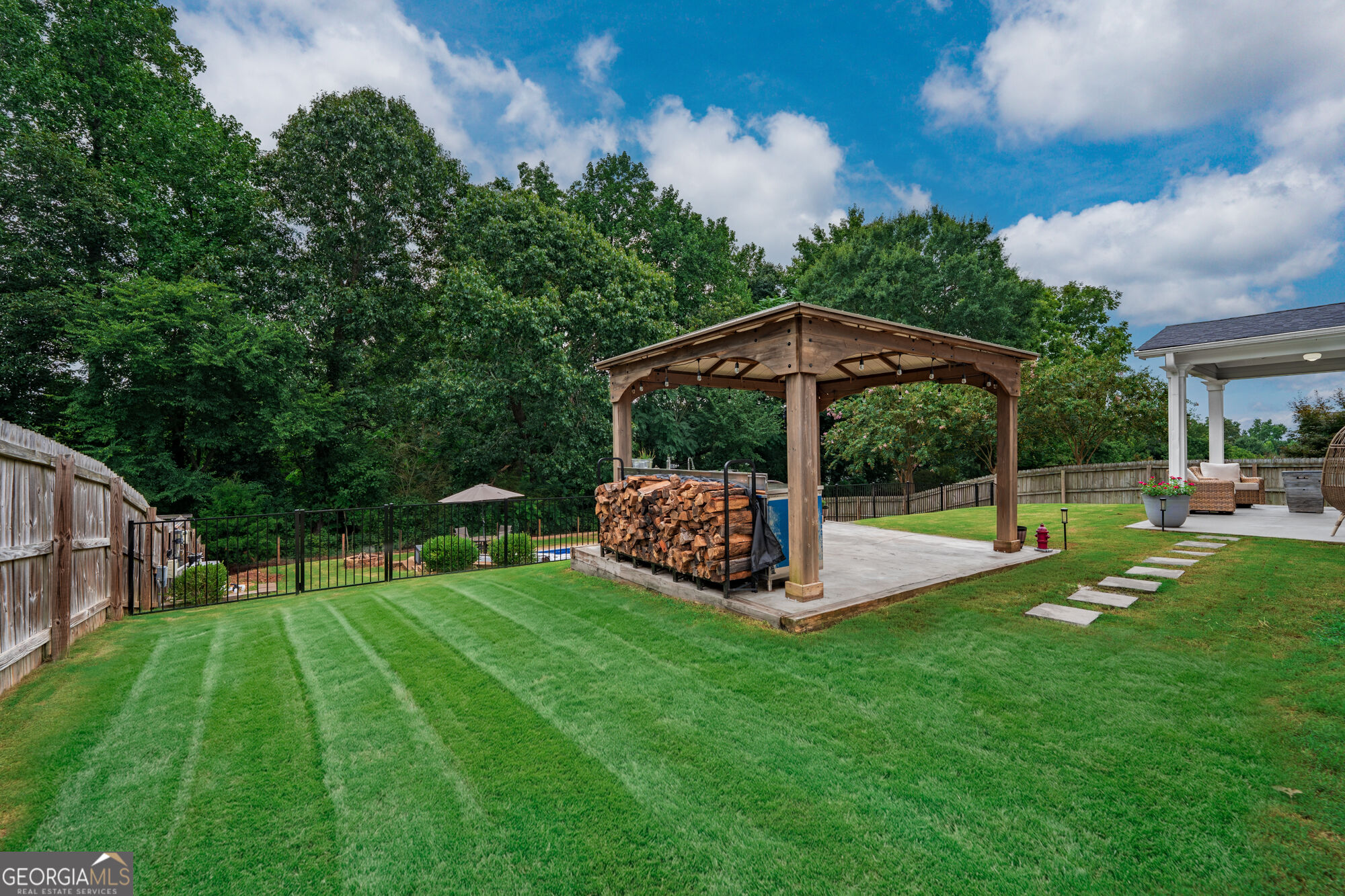 135 Cherokee Reserve Circle Property Photo 44