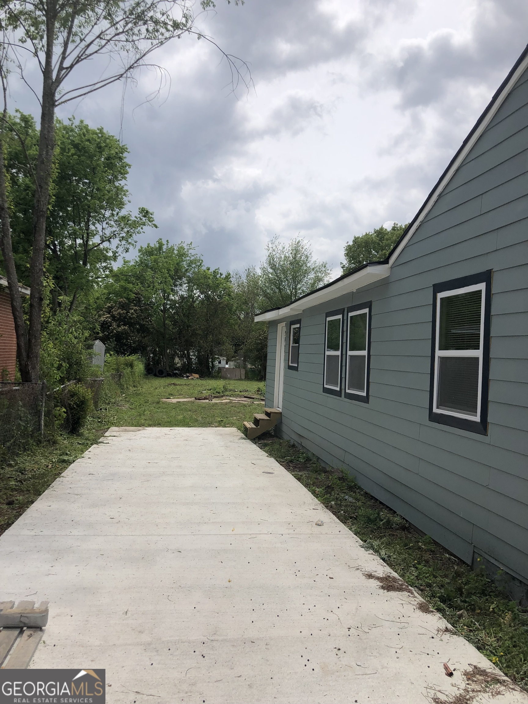 652 Moreland Avenue Property Photo 15