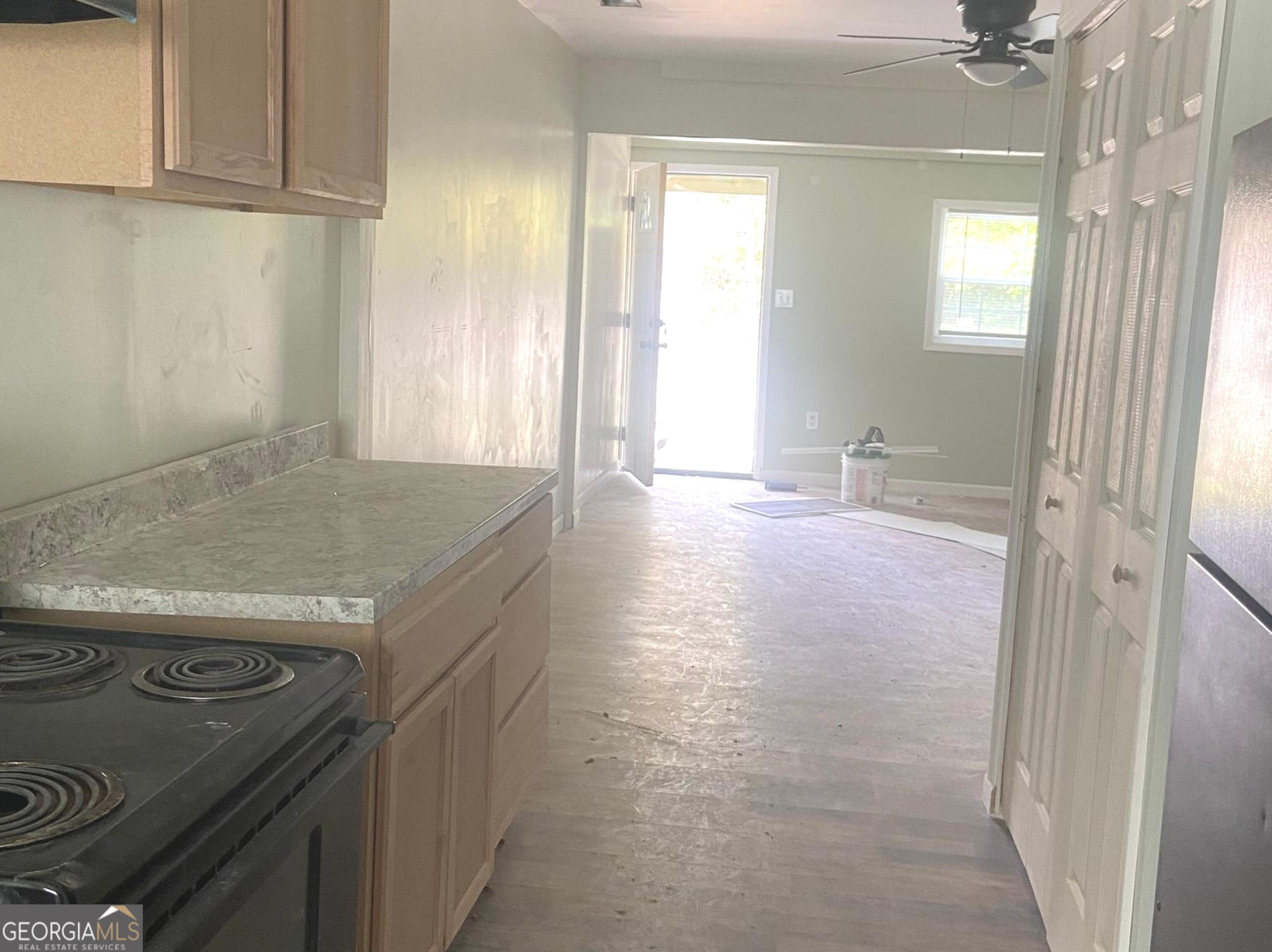 934 India Avenue Property Photo 4
