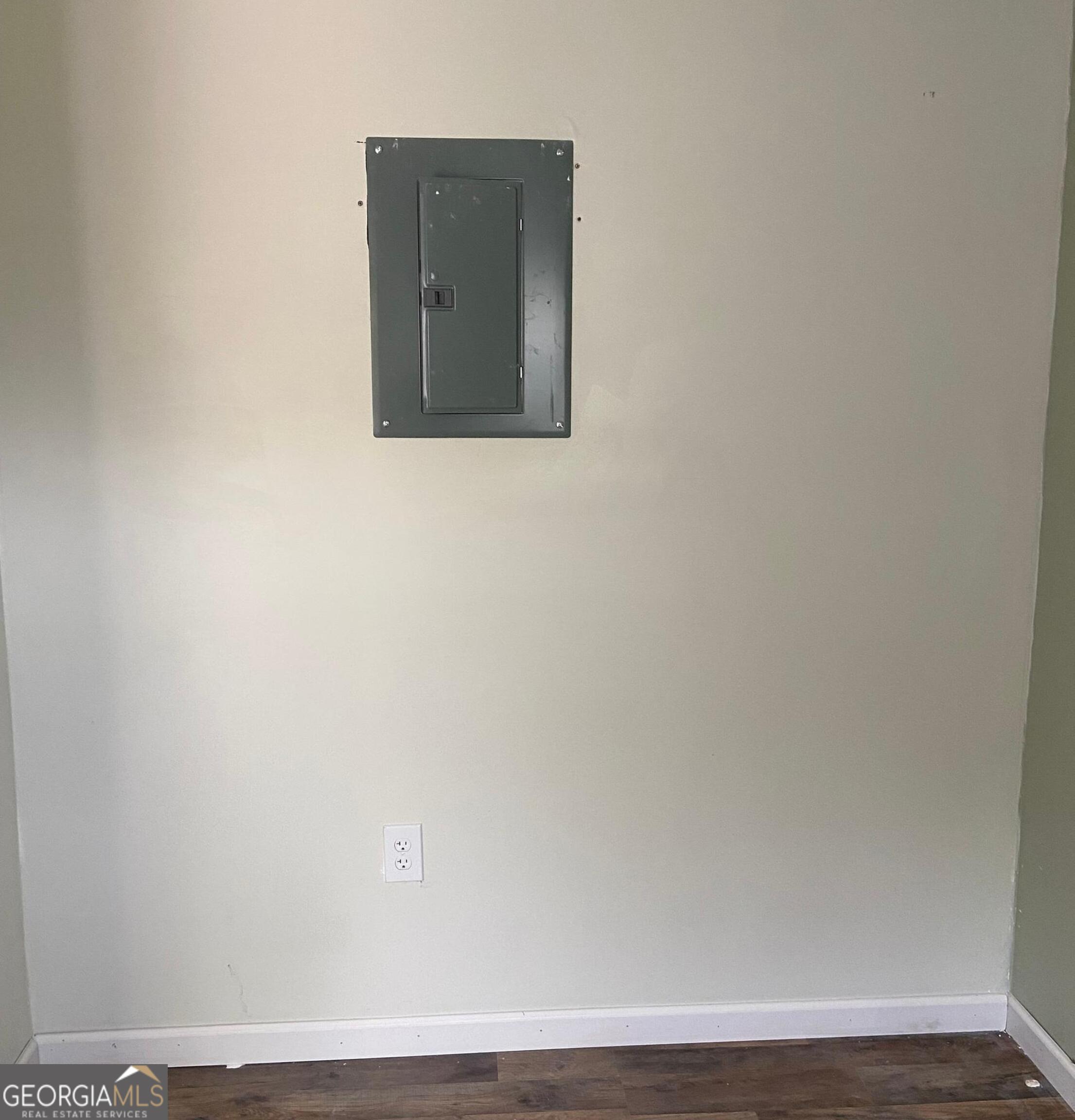 934 India Avenue Property Photo 5