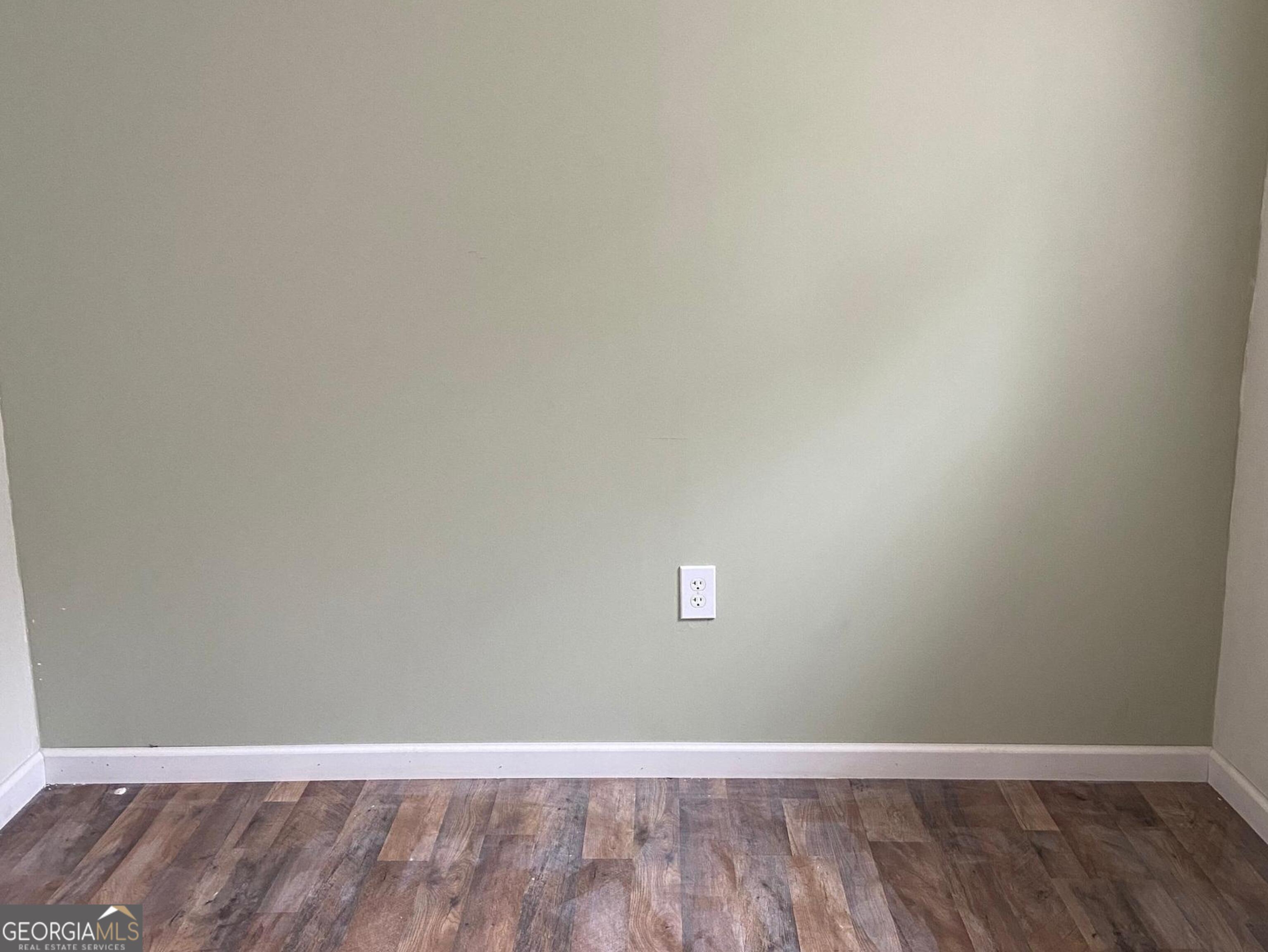 934 India Avenue Property Photo 8