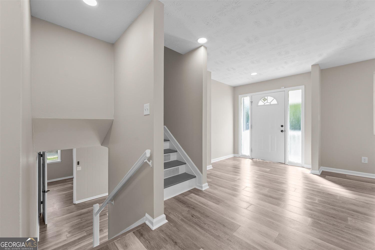 3527 Mount Vernon Drive Property Photo 10
